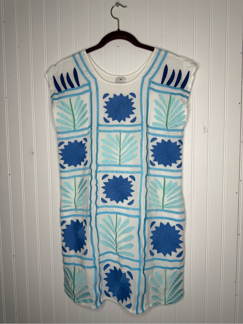 J. Marie Gabriella Embroidered Floral Tunic Dress With Pockets Size XS JM1174